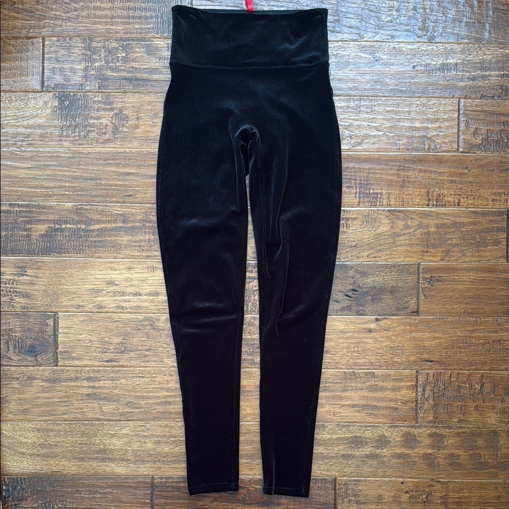 Spanx High Waist Velvet Leggings Pants, size small, black